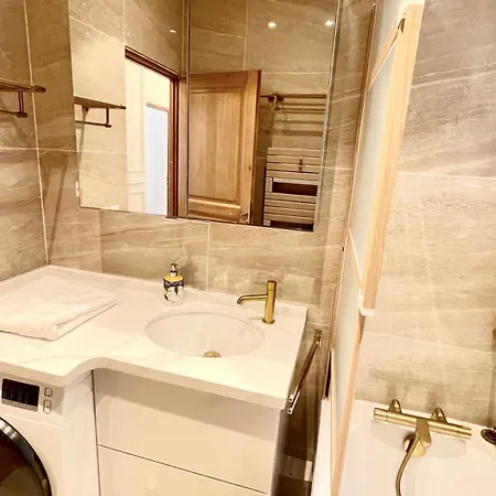 Au Centre De Apartamento *